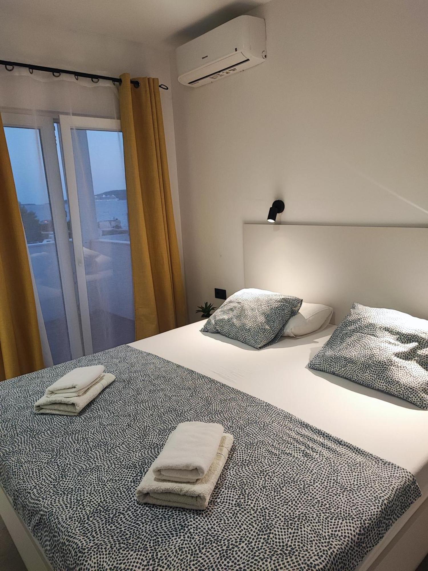 Astramaris Apartments Donji Okrug  Bagian luar foto