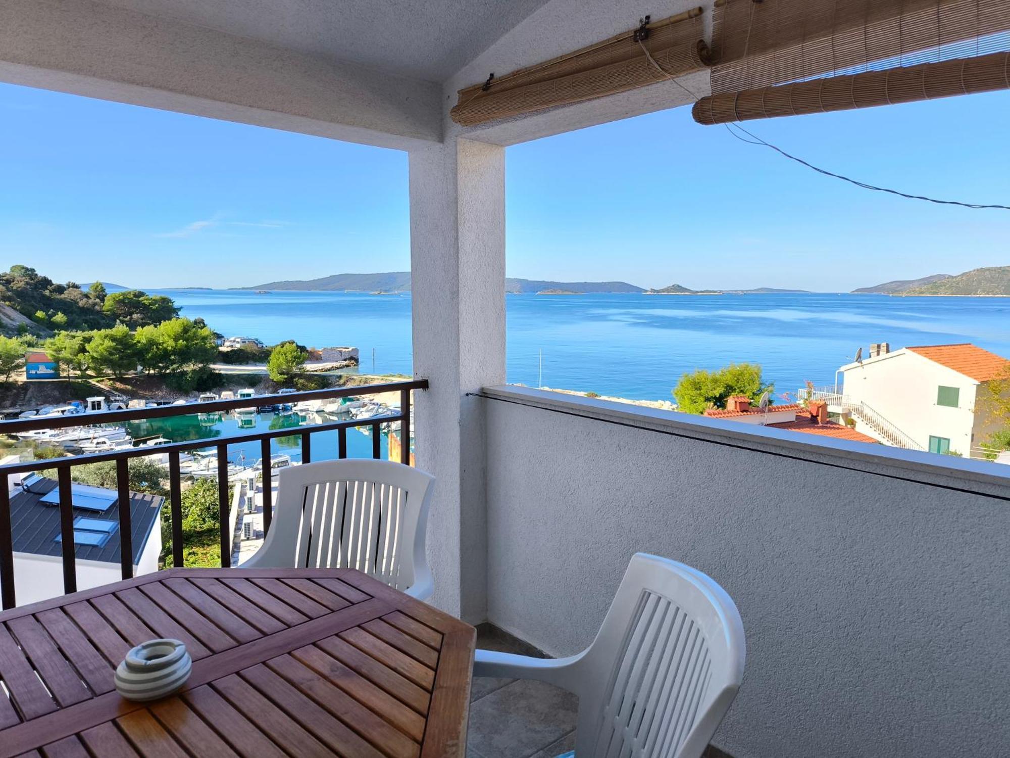 Astramaris Apartments Donji Okrug  Bagian luar foto