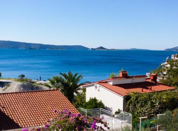 Astramaris Apartments Donji Okrug  Bagian luar foto